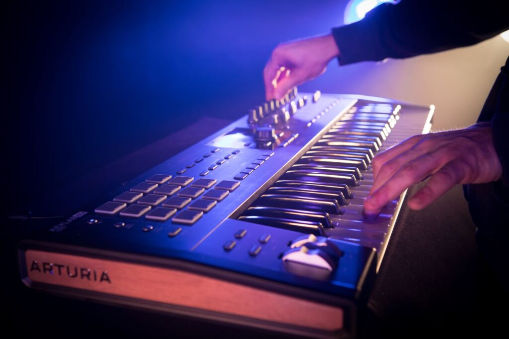 Keylab MKii i61 playing it